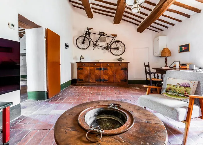 Montechiaro Country house *