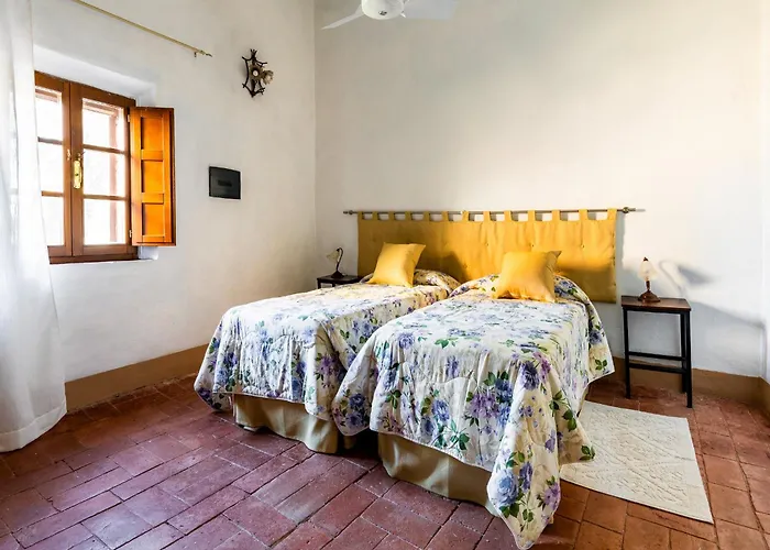 Montechiaro Country house *